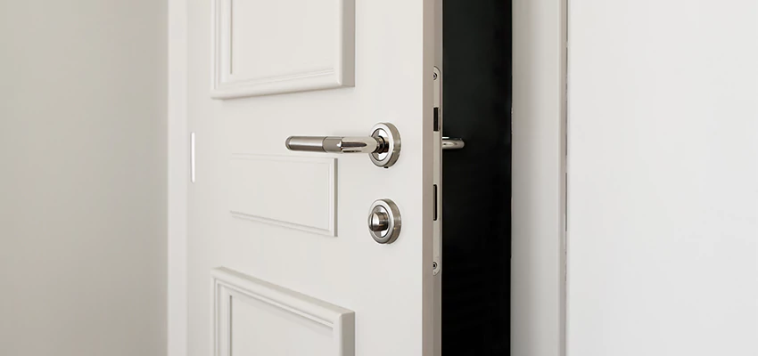 Folding Bathroom Door With Lock Solutions in Woodridge, IL